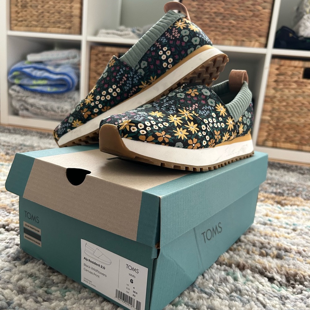 TOMS Alp Resident 2.0